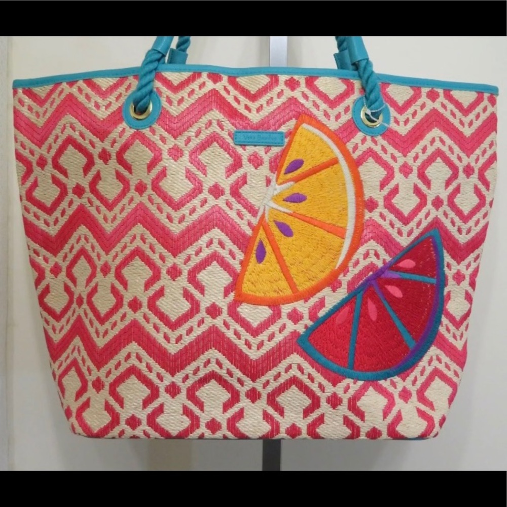 Vera Bradley Beach Tote 🏖